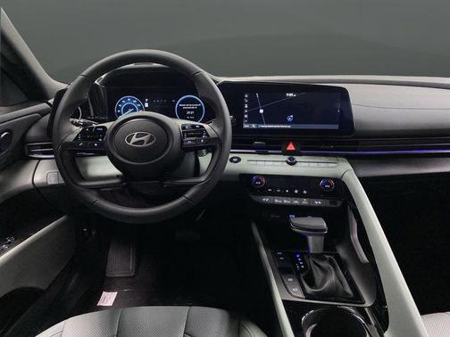 2025 Hyundai ELANTRA HEV Limited