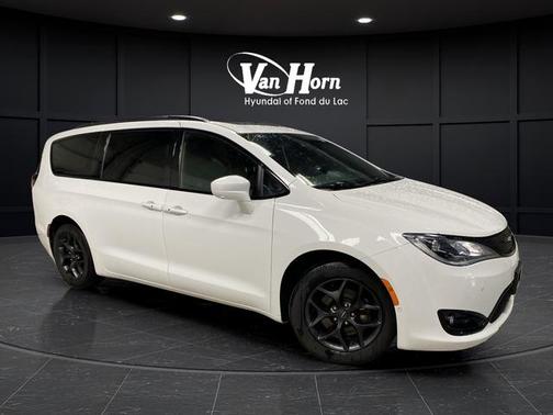 2019 Chrysler Pacifica Touring-L Plus