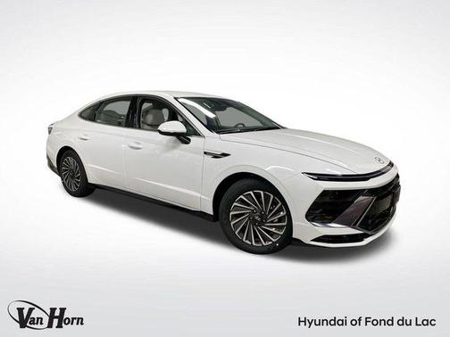 2025 Hyundai SONATA Hybrid SE