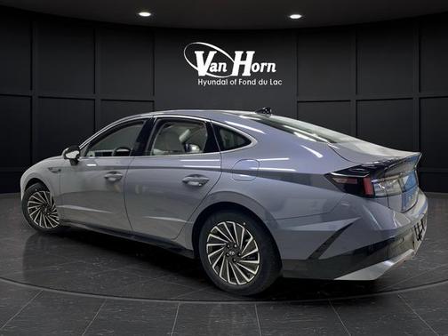 2025 Hyundai SONATA Hybrid Limited