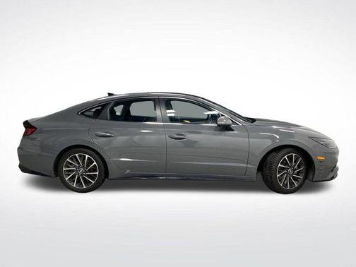 2020 Hyundai SONATA Limited