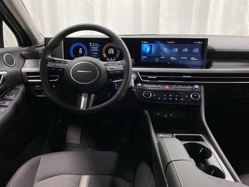 2026 Hyundai SONATA SEL
