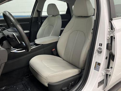 2023 Hyundai SONATA Hybrid Limited