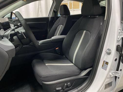 2026 Hyundai SONATA Hybrid SE