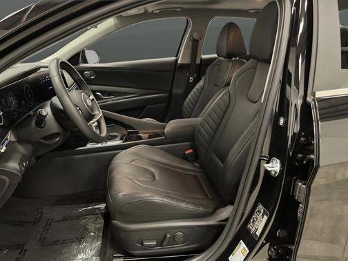 2024 Hyundai ELANTRA HEV Limited