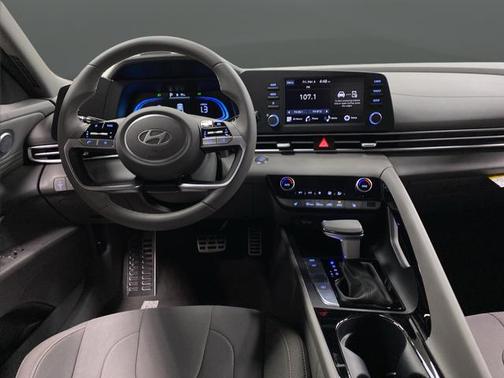 Abyss Black 2026 Hyundai ELANTRA Sport