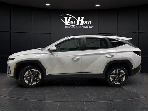 Creamy White Pearl 2026 Hyundai TUCSON Hybrid SEL