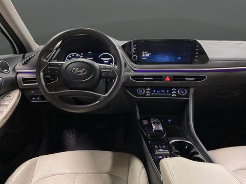 2022 Hyundai SONATA Limited