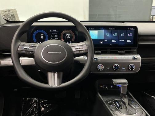 2024 Hyundai KONA SE