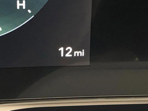 2026 Hyundai SANTA FE HEV SEL Premium