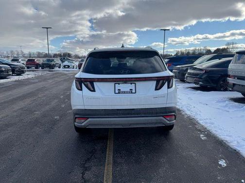 2025 Hyundai TUCSON Hybrid Limited