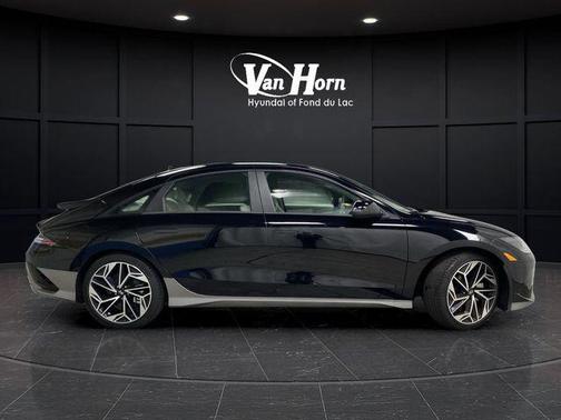 2023 Hyundai IONIQ 6 SEL