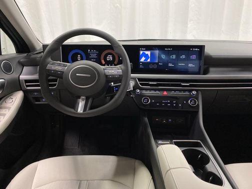 2026 Hyundai SONATA SEL