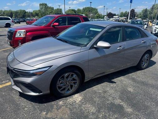 2024 Hyundai ELANTRA HEV Blue
