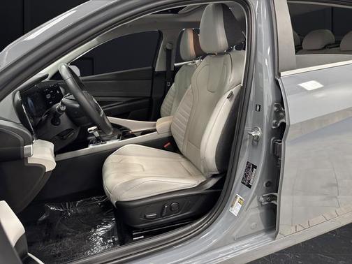 2023 Hyundai ELANTRA HEV Limited