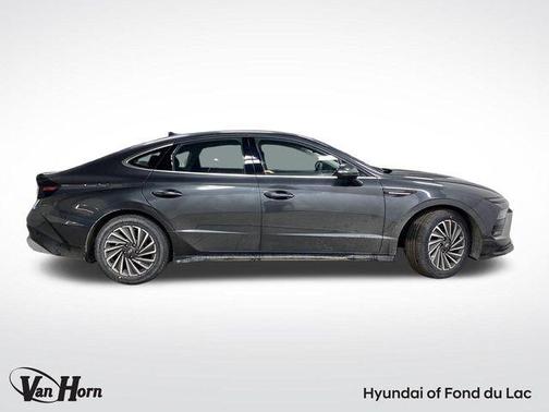 2025 Hyundai SONATA Hybrid SE