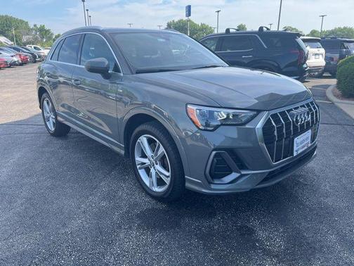 2020 Audi Q3 45 S line Premium