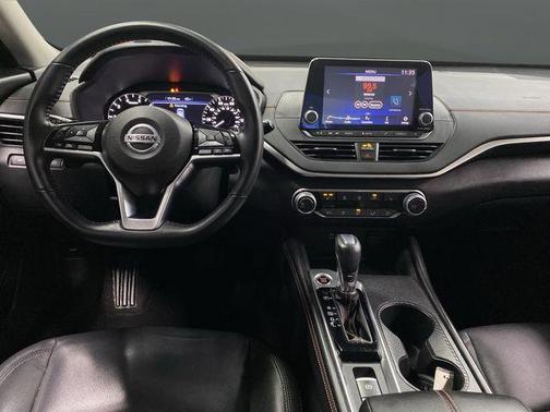 2020 Nissan Altima SR Intelligent AWD