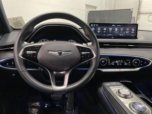 2022 Genesis GV70 2.5T AWD