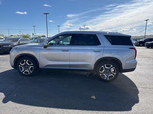Typhoon Silver 2025 Hyundai PALISADE SEL Premium 8P