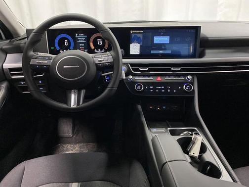 2025 Hyundai SONATA Hybrid SE