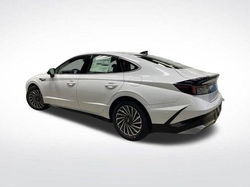 2025 Hyundai SONATA Hybrid SE