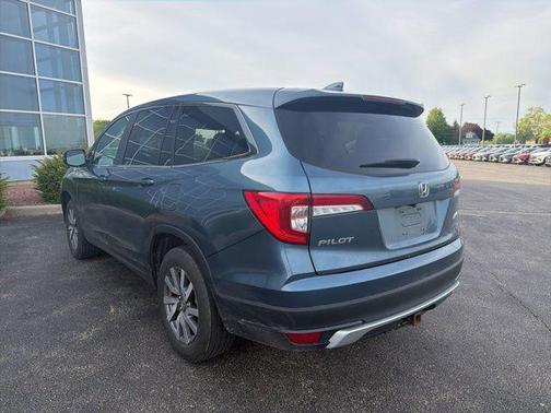 Blue 2019 Honda Pilot EX