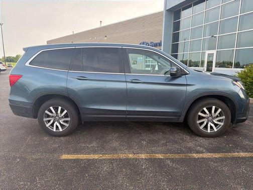 Blue 2019 Honda Pilot EX