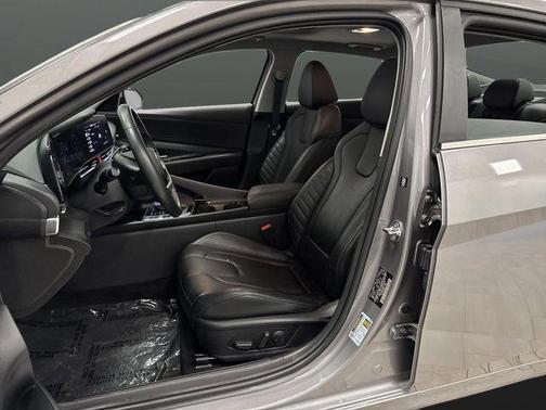 2024 Hyundai ELANTRA HEV Limited