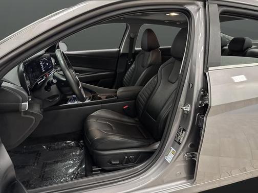 2024 Hyundai ELANTRA HEV Limited