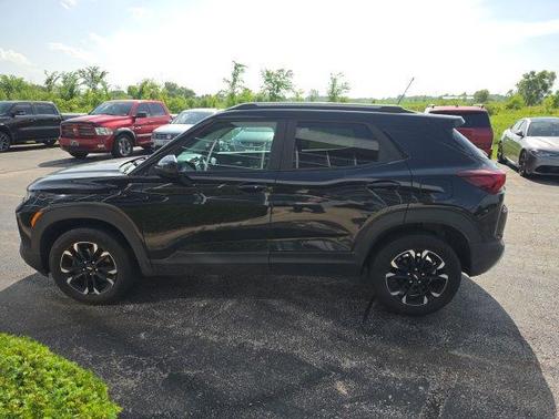 Mosaic Black Metallic 2023 Chevrolet Trailblazer LT
