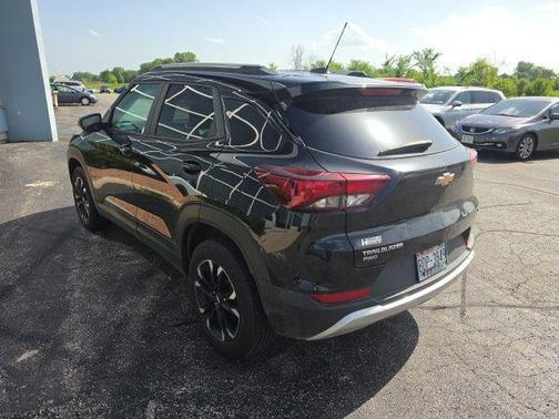 Mosaic Black Metallic 2023 Chevrolet Trailblazer LT