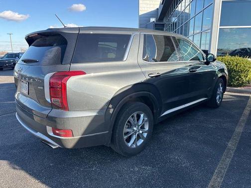 2022 Hyundai PALISADE SE