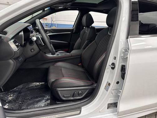 2025 Genesis G70 2.5T AWD