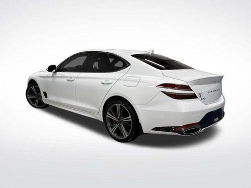 2025 Genesis G70 2.5T AWD