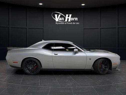 2015 Dodge Challenger SRT Hellcat