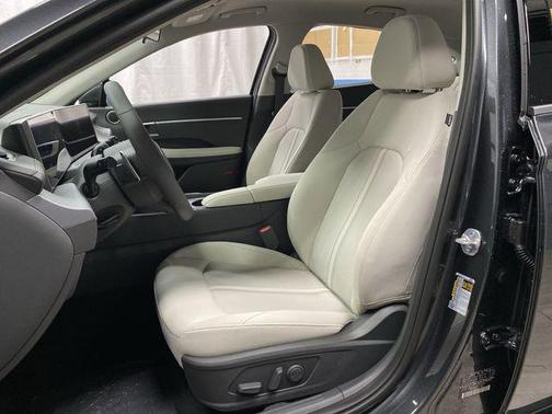 2026 Hyundai SONATA SEL