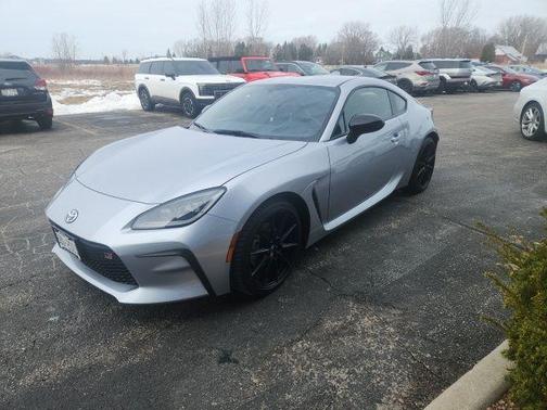 2025 Toyota GR86 Premium