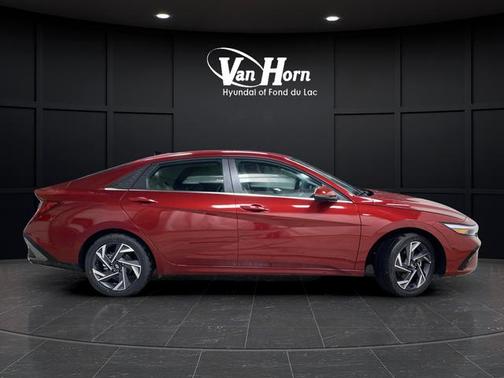 2026 Hyundai ELANTRA HEV Limited