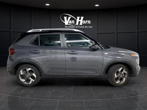 2023 Hyundai VENUE Limited