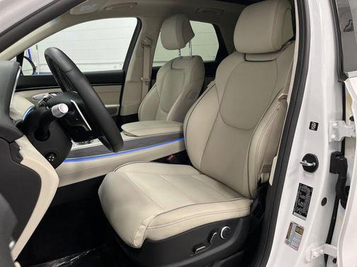 2024 Genesis GV70 2.5T AWD