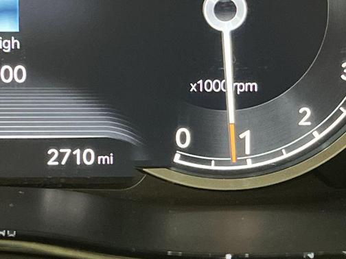 2024 Genesis GV70 2.5T AWD