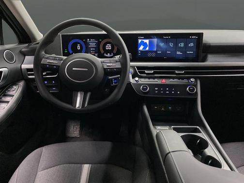 2026 Hyundai SONATA Hybrid Base