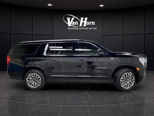 2023 GMC Yukon XL Denali Ultimate