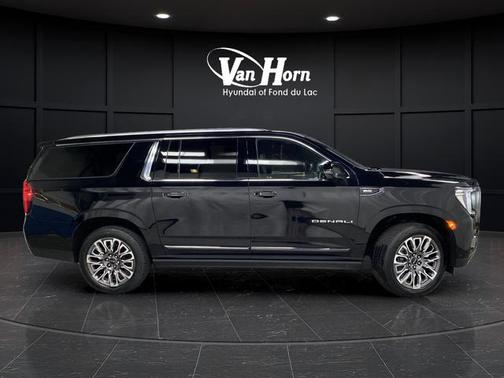 2023 GMC Yukon XL Denali Ultimate