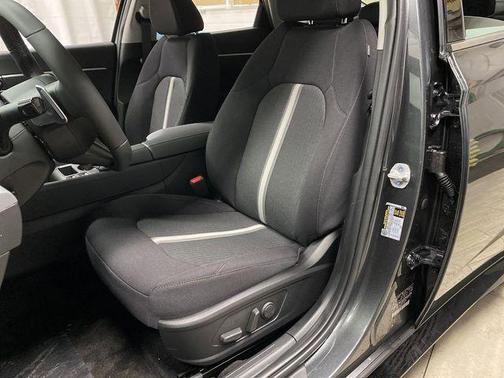 2025 Hyundai SONATA Hybrid SE