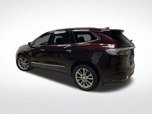 2022 Buick Enclave AWD Avenir