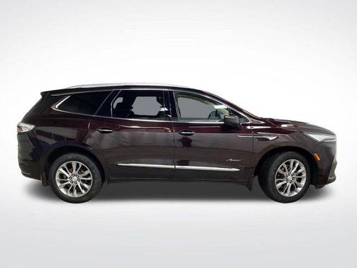 2022 Buick Enclave AWD Avenir
