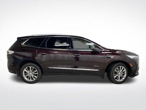 2022 Buick Enclave AWD Avenir