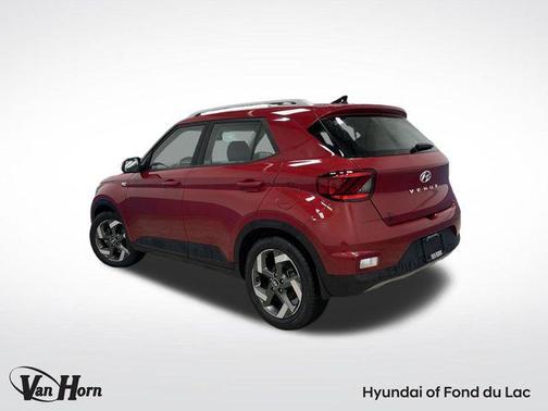2022 Hyundai VENUE SEL